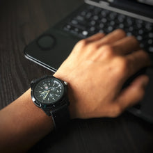 Load image into Gallery viewer, V-Military Men&#39;s Watch